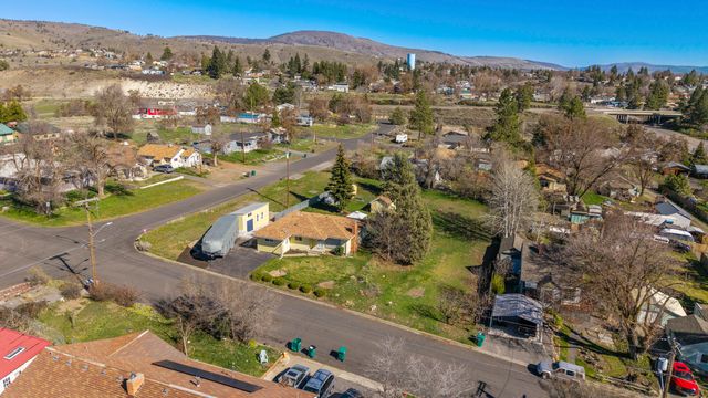 2181 Kiln Street, Klamath Falls, OR 97601