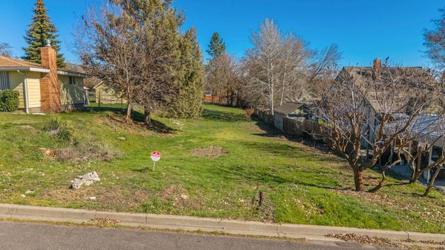 2181 Kiln Street, Klamath Falls, OR 97601
