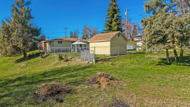 2181 Kiln Street, Klamath Falls, OR 97601