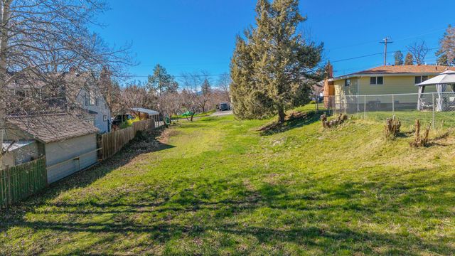 2181 Kiln Street, Klamath Falls, OR 97601