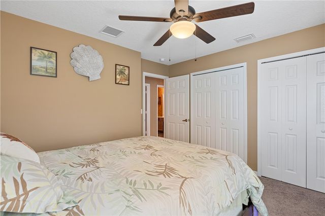 5648 Riverboat Circle SW, Vero Beach, FL 32968