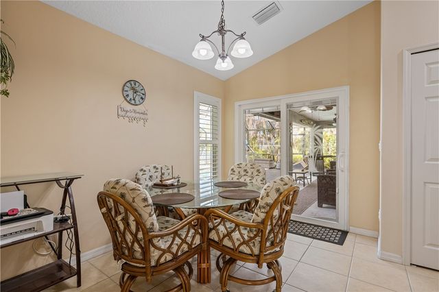 5648 Riverboat Circle SW, Vero Beach, FL 32968