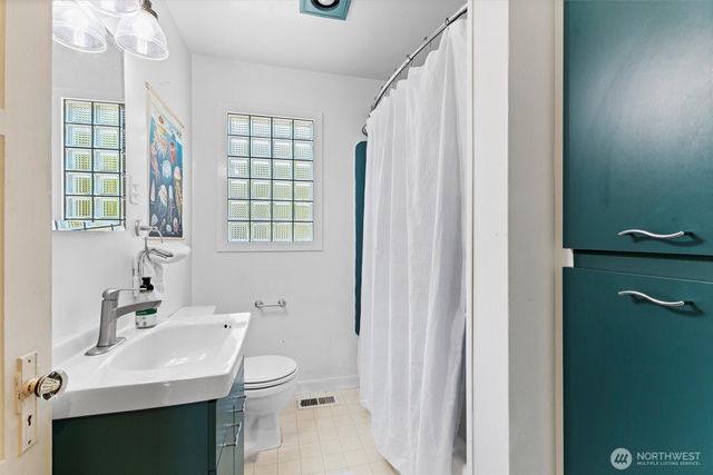2709 Lynn Street, Bellingham, WA 98225