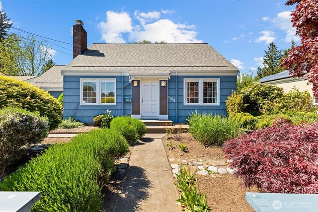 2709 Lynn Street, Bellingham, WA 98225