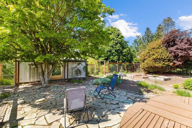 2709 Lynn Street, Bellingham, WA 98225