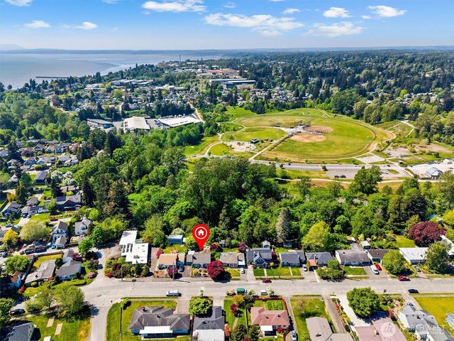 2709 Lynn Street, Bellingham, WA 98225