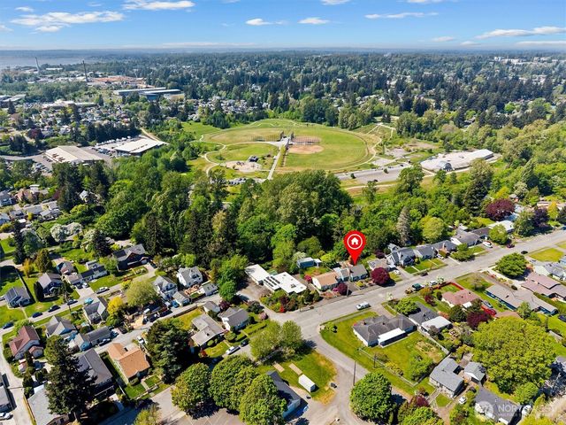 2709 Lynn Street, Bellingham, WA 98225