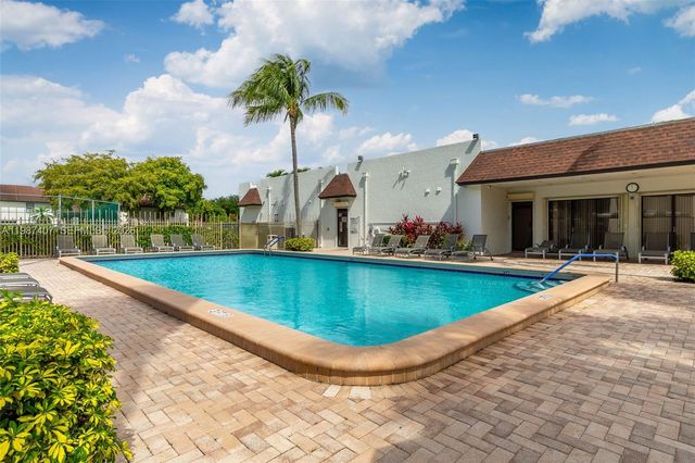 23318 SW 55th Way B, Boca Raton, FL 33433