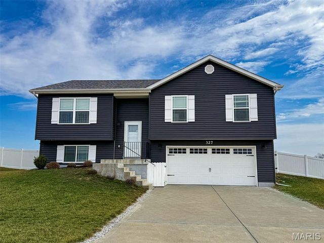 327 Late Harvest Drive, Wright City, MO 63390