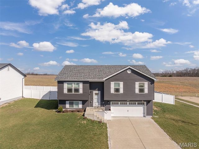 327 Late Harvest Drive, Wright City, MO 63390