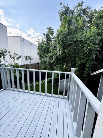 612 E 29th Street, Houston, TX 77008
