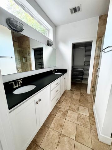 612 E 29th Street, Houston, TX 77008