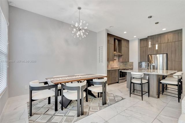 4921 Pointe Midtown Way, Palm Beach Gardens, FL 33418