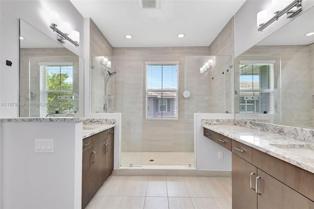 4921 Pointe Midtown Way, Palm Beach Gardens, FL 33418