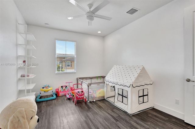 4921 Pointe Midtown Way, Palm Beach Gardens, FL 33418