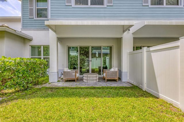 4921 Pointe Midtown Way, Palm Beach Gardens, FL 33418