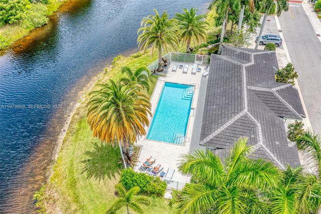 4921 Pointe Midtown Way, Palm Beach Gardens, FL 33418