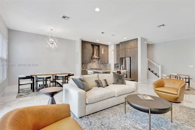 4921 Pointe Midtown Way, Palm Beach Gardens, FL 33418