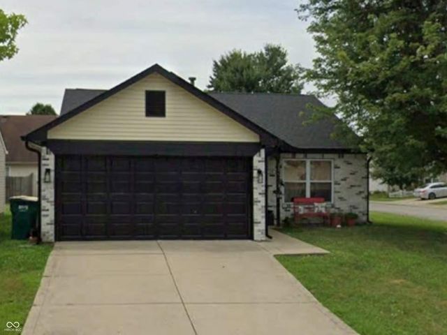 1046 Ebony Circle, Franklin, IN 46131