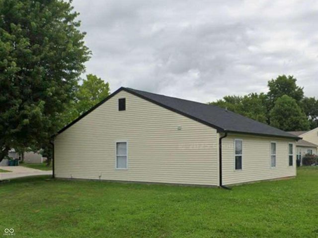 1046 Ebony Circle, Franklin, IN 46131