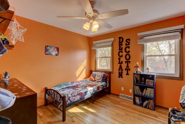 1637 Holly Lane, Munster, IN 46321