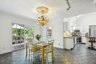 14 Crossbrook Rd, Livingston Twp., NJ 07039