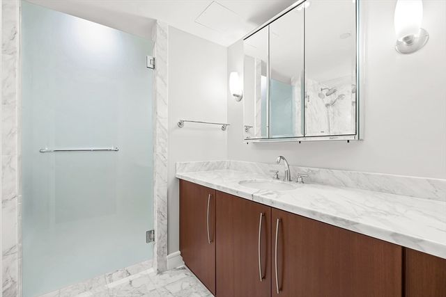 3 Battery Wharf 3303, Boston, MA 02109
