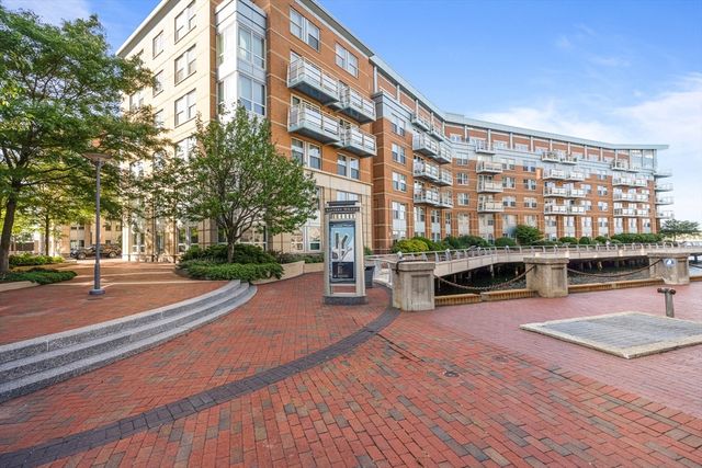 3 Battery Wharf 3303, Boston, MA 02109