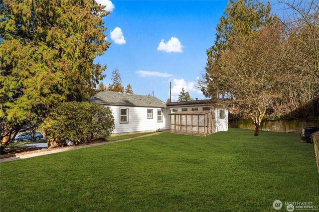 2315 S 116th Place, Seattle, WA 98168