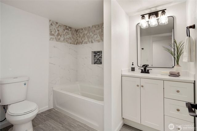 2315 S 116th Place, Seattle, WA 98168