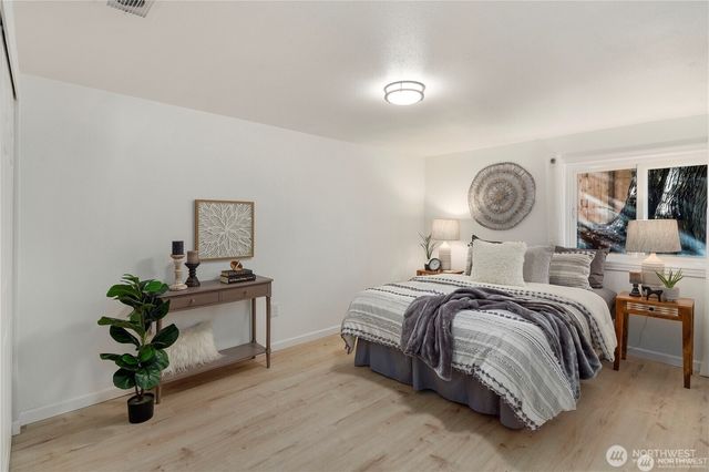 2315 S 116th Place, Seattle, WA 98168