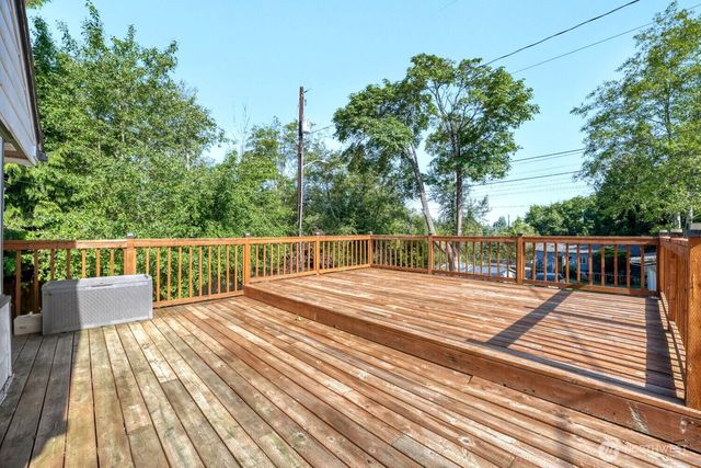 2315 S 116th Place, Seattle, WA 98168