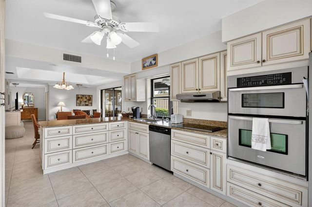 16997 Waterbend Drive 139, Jupiter, FL 33477