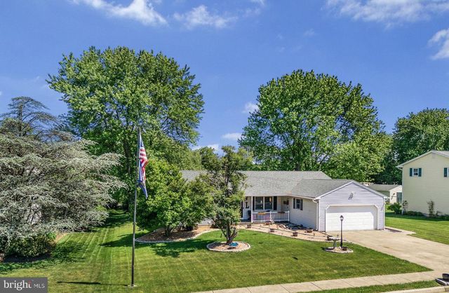 527 HAMSHER AVE, Topton, PA 19562