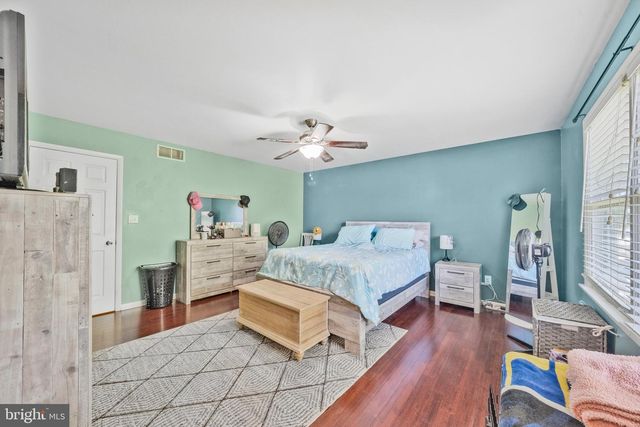 527 HAMSHER AVE, Topton, PA 19562