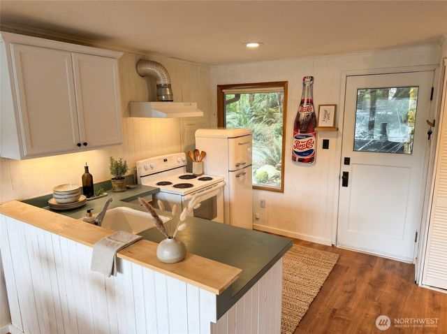 4945 Lakeside Drive, Langley, WA 98260