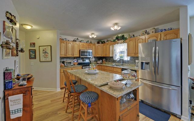 7300 Mr Bert Road, Hiawassee, GA 30546