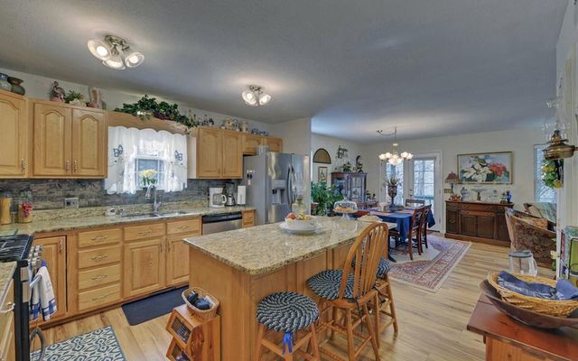 7300 Mr Bert Road, Hiawassee, GA 30546