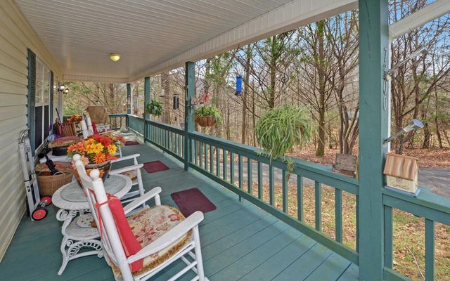 7300 Mr Bert Road, Hiawassee, GA 30546