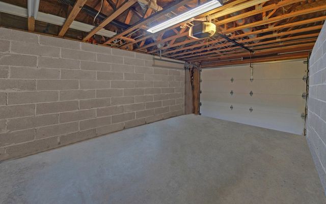 7300 Mr Bert Road, Hiawassee, GA 30546