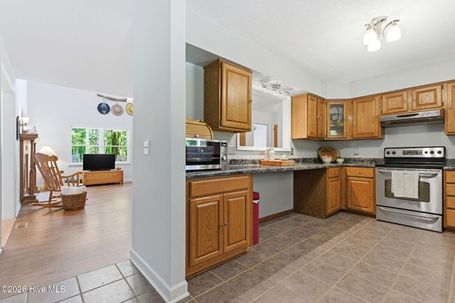 1941 Nc Hwy 133, Rocky Point, NC 28457