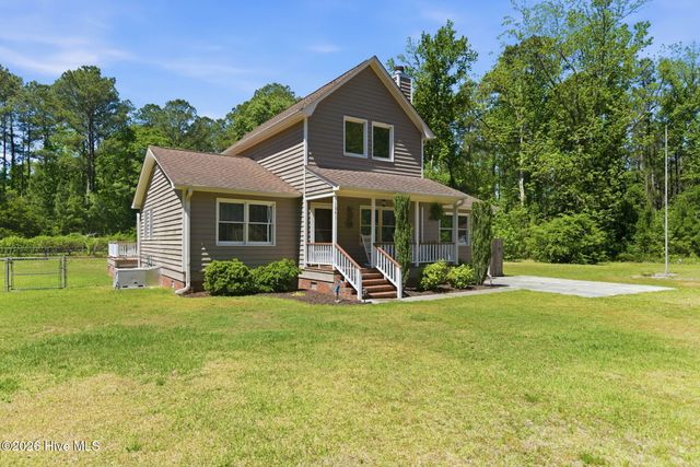 1941 Nc Hwy 133, Rocky Point, NC 28457