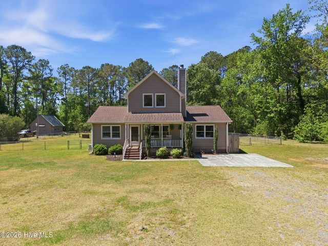 1941 Nc Hwy 133, Rocky Point, NC 28457