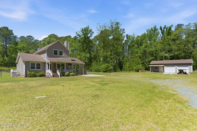 1941 Nc Hwy 133, Rocky Point, NC 28457