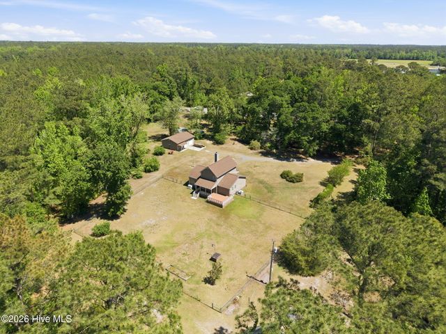 1941 Nc Hwy 133, Rocky Point, NC 28457