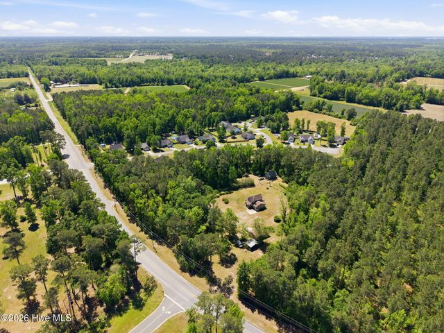 1941 Nc Hwy 133, Rocky Point, NC 28457
