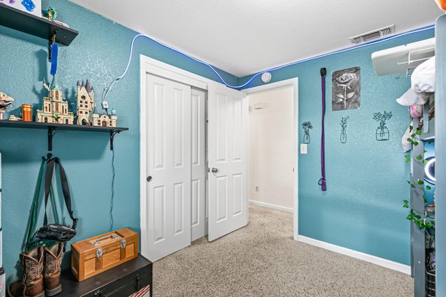 3712 Colver Road, Phoenix, OR 97535
