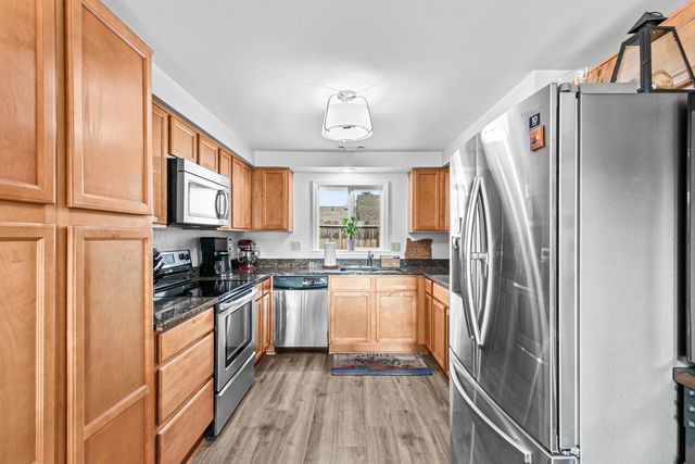 3712 Colver Road, Phoenix, OR 97535