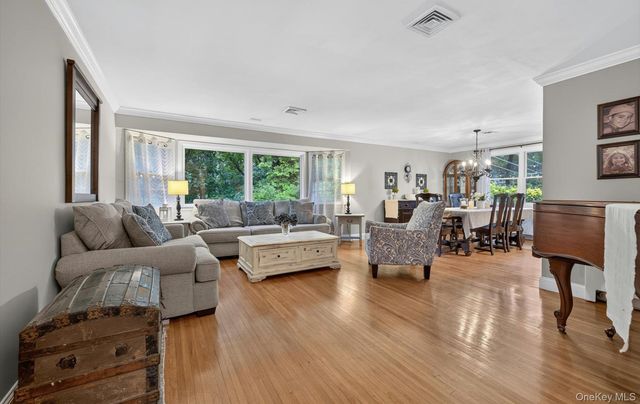 27 Longwood Drive, South Huntington, NY 11746