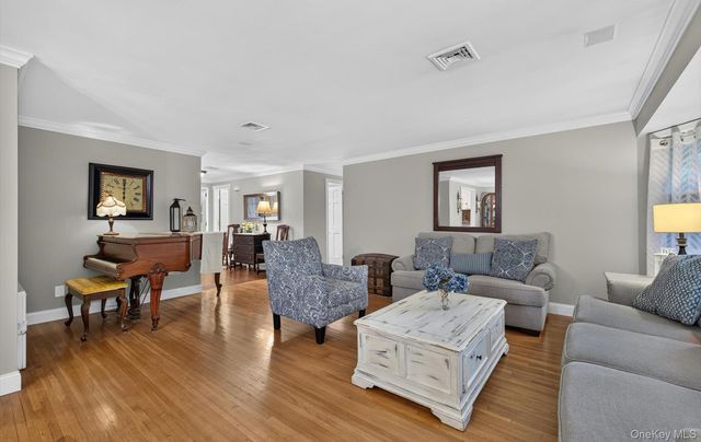 27 Longwood Drive, South Huntington, NY 11746